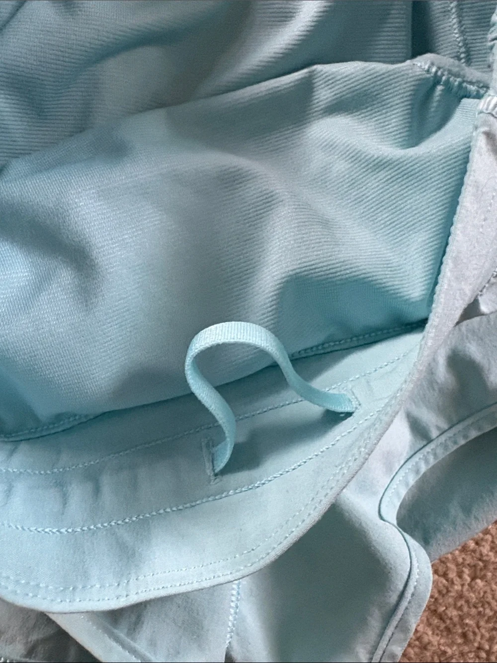 lululemon athletica light blue Hotty Hot athletic shorts 2.5 inch